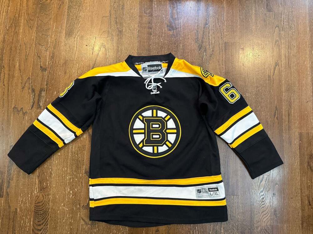 Reebok Boston Bruins Brad Marchand #63 Youth L/XL Hockey Jersey